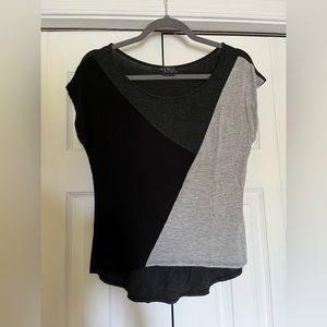 Women’s black and gray sleeveless top